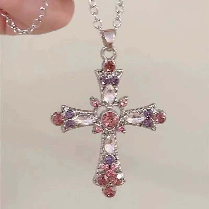 Брендовая маленькая дизайнерская подвеска, ретро-цепочка для ключницы на День Святого Валентина, тренд сезона, стиль легкой роскоши, подарок на день рождения