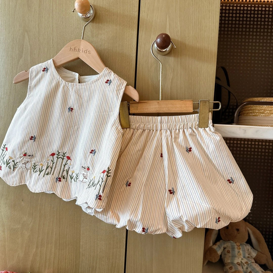 Sweet Style qizlar uchun yozgi gilos kashta tikish yelek va shortilar ikki qismli to'plam, koreyscha uslubdagi yengsiz top va gul kurtaklari shortilar to'plami