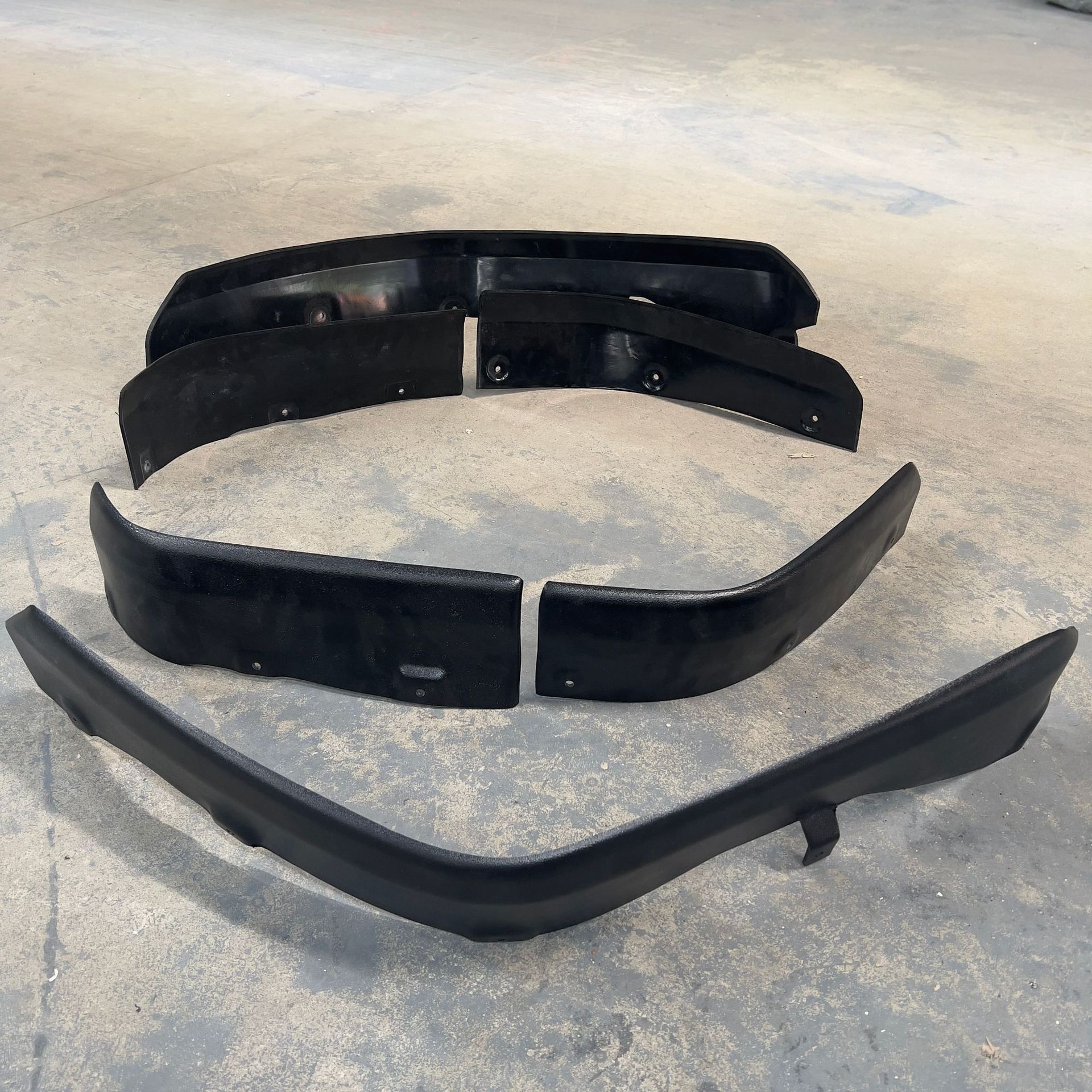 Suitable for 2019+ Suzuki Jimny JB74, five-door model, widened wheel arches, mudguards, and off-road modification accessories