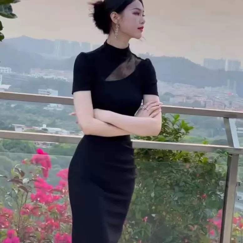 夏季法式小众设计感气质女裙显瘦御姐赫本风修身包臀黑色连衣裙女