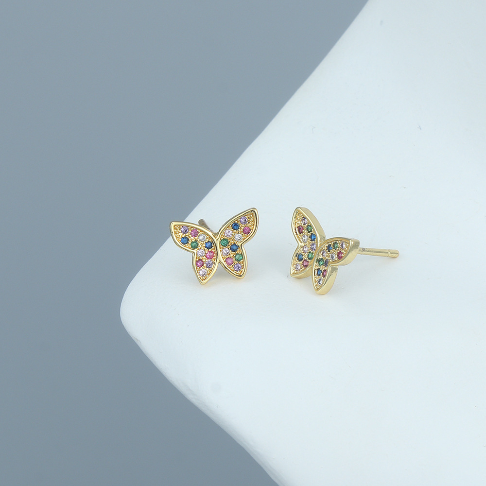 Retro Butterfly Copper Ear Studs Zircon Copper Earrings display picture 1