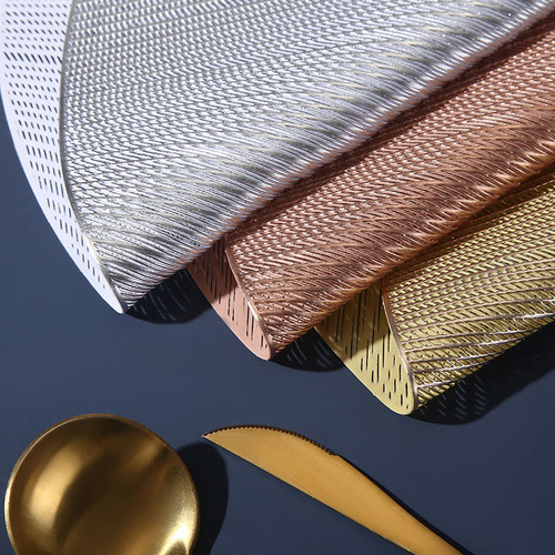 Cross-border round irregular texture cut-out western table mat, European and American PVC solid color gold foil waterproof oilproof heat-insulating table mat
