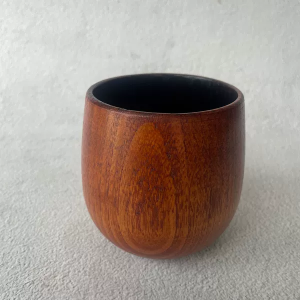 Large carbonized belly cup