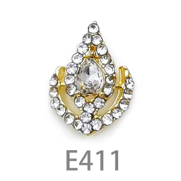 Nuevo transfronterizo europeo y americano estilo corona uñas joyería mezclado lote exquisito en forma de corazón rhinestone Cruz uñas rhinestone venta al por mayor