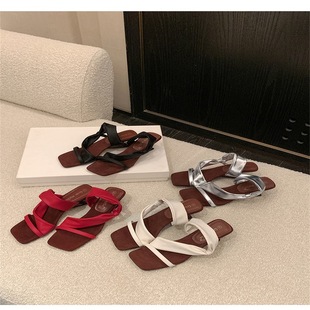 2025�¿��ļ����|�¸�ЬŮ�⴩�r�аٴ����ЬŮ�⴩�߼��Л���Ь