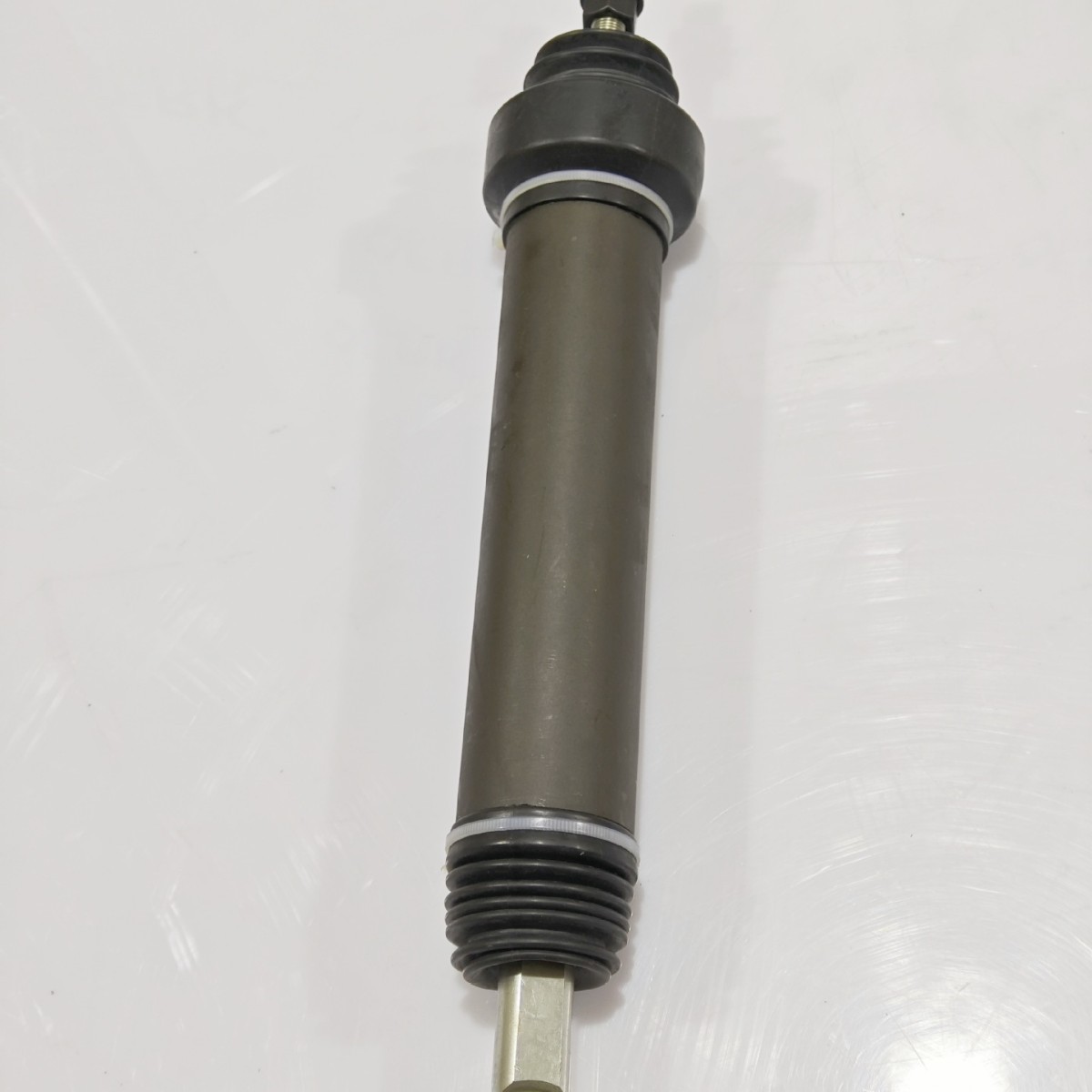 Cummins QST30 KTA19 2888893 2888890 4067518 belt tensioner, belt pull rod