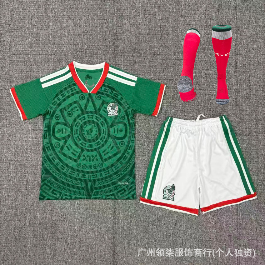 2627Corte de casa de México