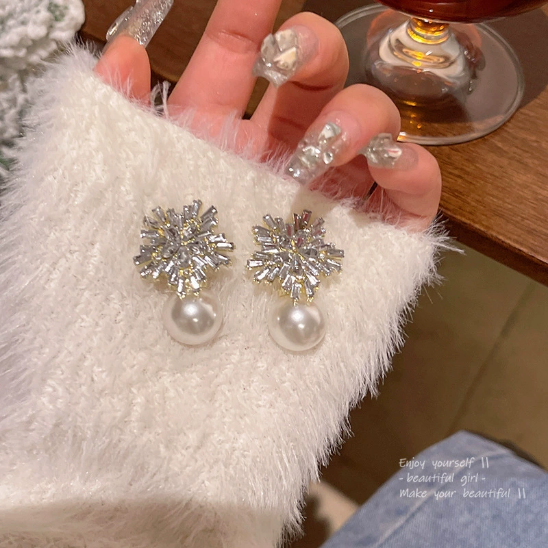 Серебряные серьги 925 пробы со стеклянными кристаллами и цветочными дизайнами из жемчуга и циркония, лёгкие 3×3×3 см