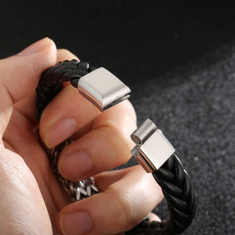 304 Stainless Steel Pendant Material Bracelets Classification Leather Rope Chain Material Woven Chain Chain Type Fashion Round Titanium Steel Plating Chain 18K Gold Plated Vacuum Plating Men'S Bracelets Men's Chain Bracelets