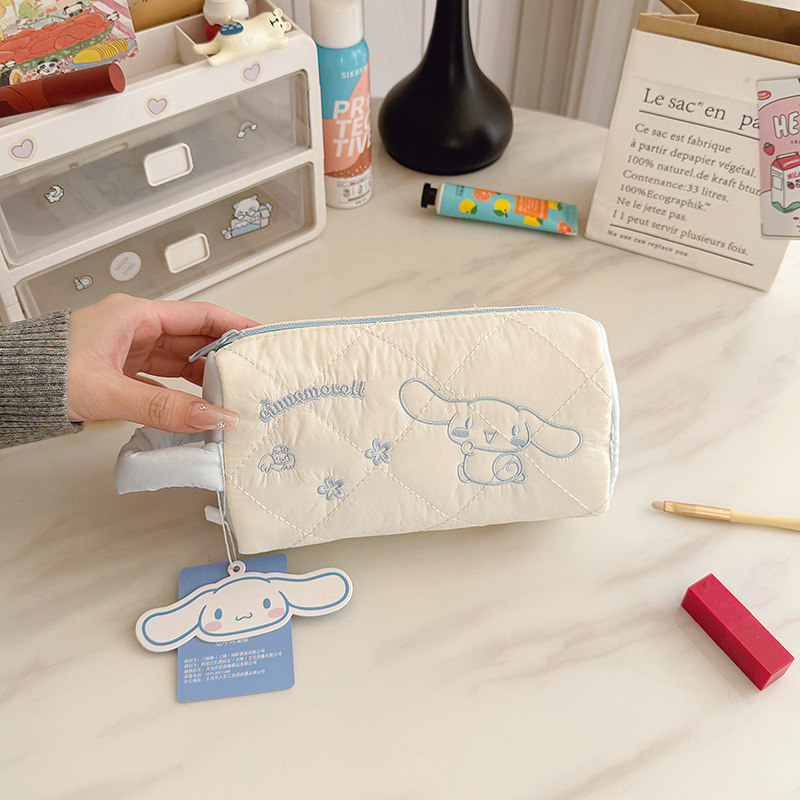 サンリオ ハローキティ ダウン ソフトクラウド 化粧品バッグ 大容量 高価値 ポータブル トラベル ストレージ バッグ|undefined