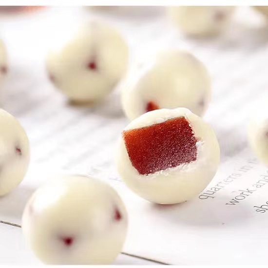 Yogurt Honeysuckle Balls 200g/bag, Sweet and Sour Tasty Yogurt Blueberry Dried Fruit Preserved Food Wholesaling and Distribution