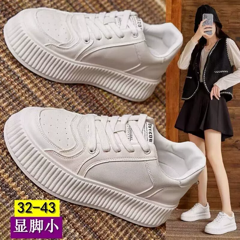 Женская обувь больших размеров 41-43, осенняя новая бисквитная обувь, обувь для маленьких досок, папа, кекс, маленькие белые туфли на толстой подошве