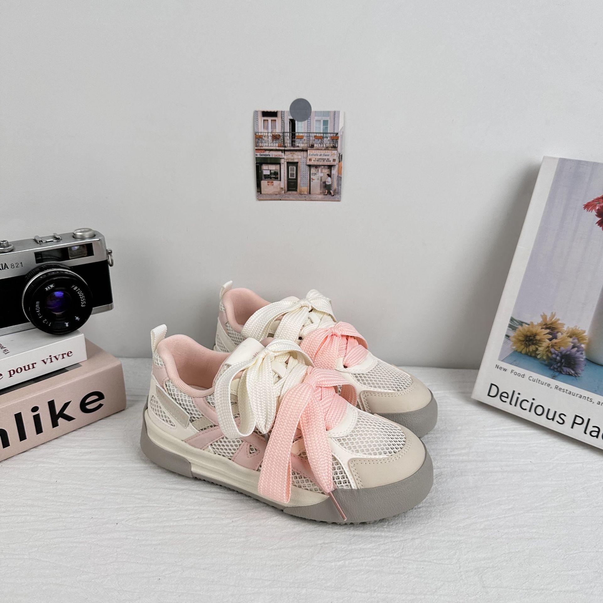 Yuanbo Xiaozhong zapatos de entrenamiento alemán transpirables para mujer 2025 verano nuevo estilo malla deportes ocio todo fósforo zapatillas de deporte chic