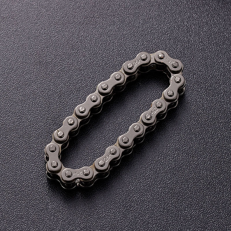 싱글 체인 블랙