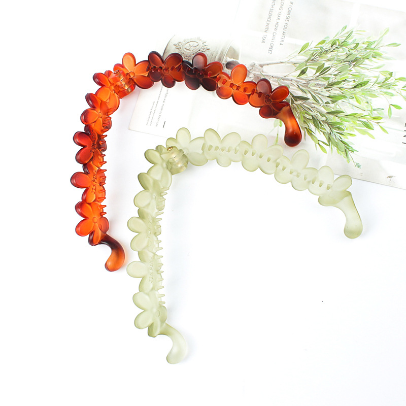 Fashion Solid Color Plastic Resin Flowers Hair Clip 1 Piece display picture 5
