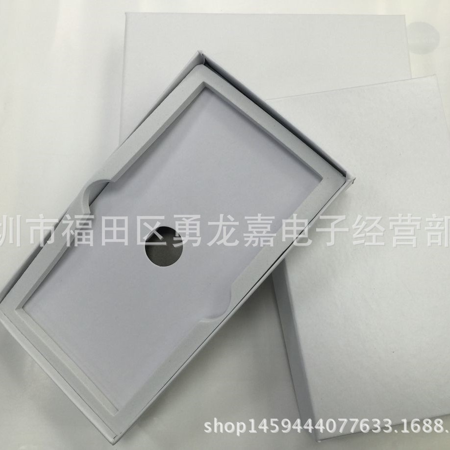 厂家直销牛皮纸礼品包装盒 纸盒彩盒礼品盒包装。