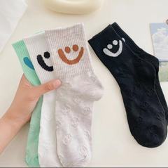 襪子女韓版中筒襪秋冬季款日系可愛學院風ins潮百搭小眾運動笑臉