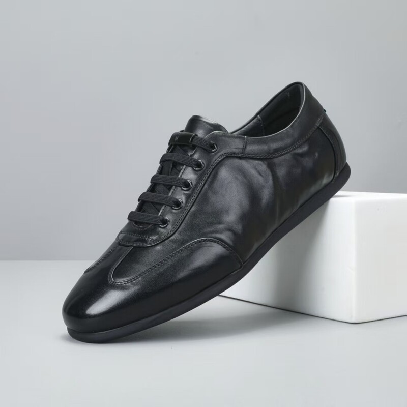 First-Layer Cowhide Casual Leather Shoes for Men, Comfortable Soft Sole, Soft Surface, Slip-On Genuine Leather Old Money Style Black Sports Trainers First-Layer Cowhide Casual Leather Shoes for Men, Comfortable Soft Sole, Soft Surface, Slip-On Genuine Leather Old Money Style Black Sports Trainers