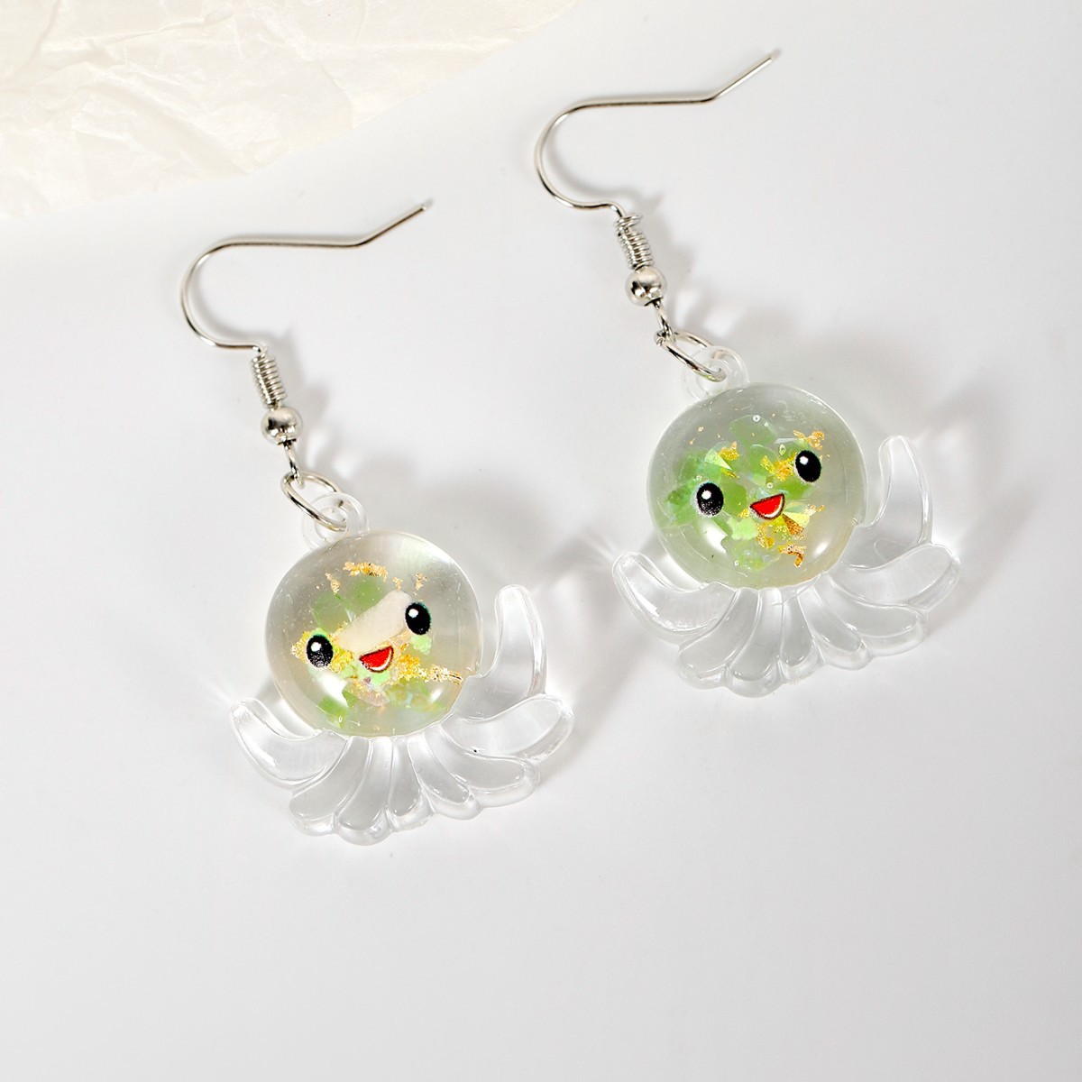 Bijoux En Gros Style De Bande Dessinée Mignon Pieuvre Plastique Résine Lumineux Transparent Boucles D'oreilles display picture 3