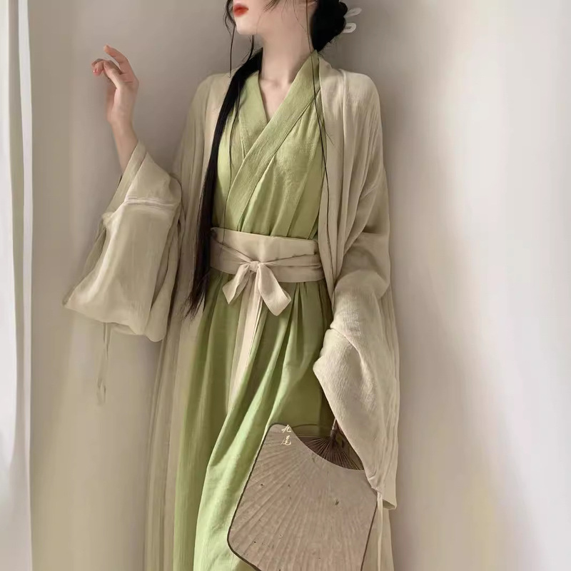 Jiangnan style clothes national style straight train full set of antique dance improved Hanfu female Wei Jin style big sleeve shirt full set of ancient clothes