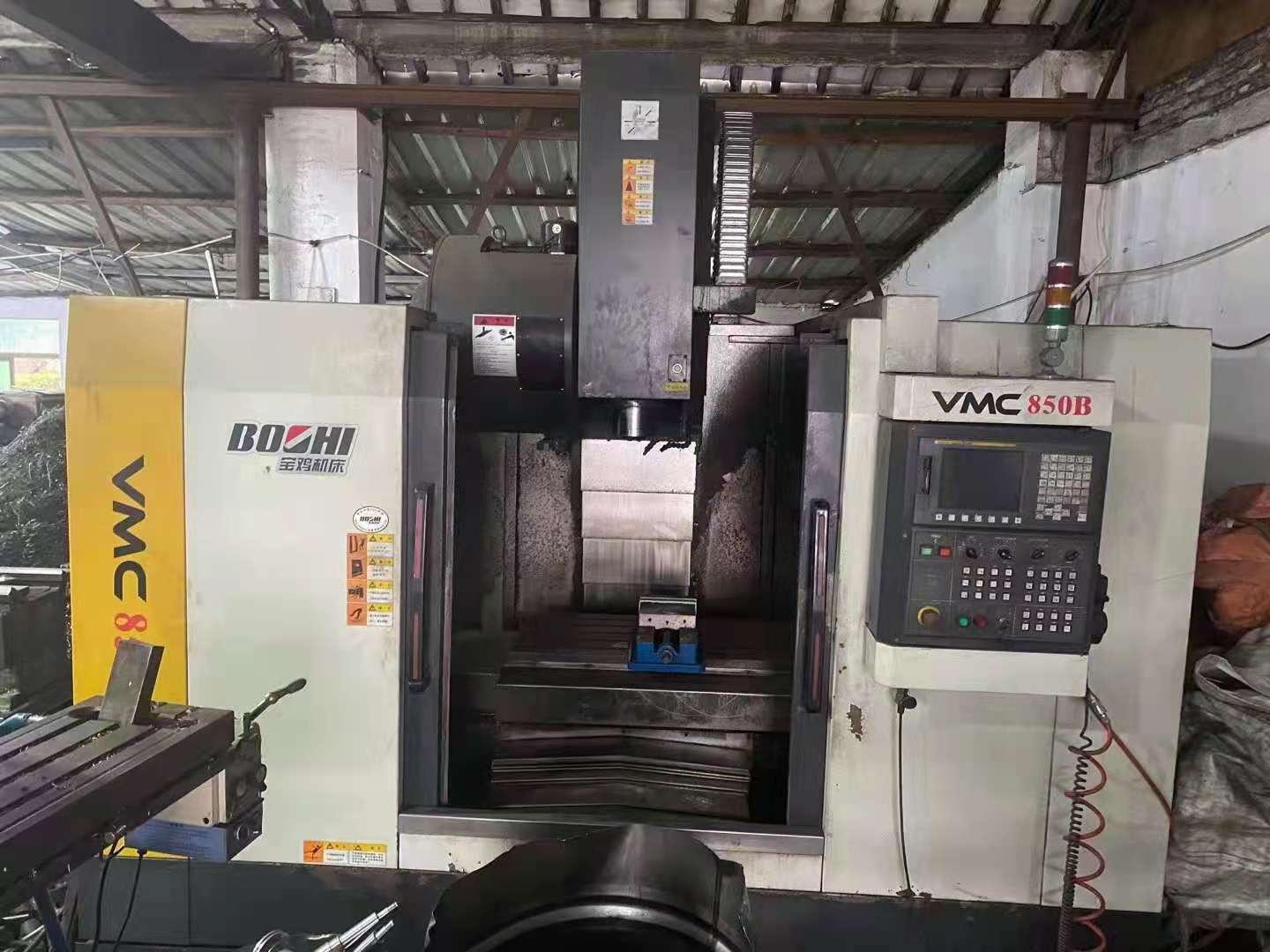 出售二手宝鸡VMC850B立式加工中心二手宝鸡850加工中心二手立加