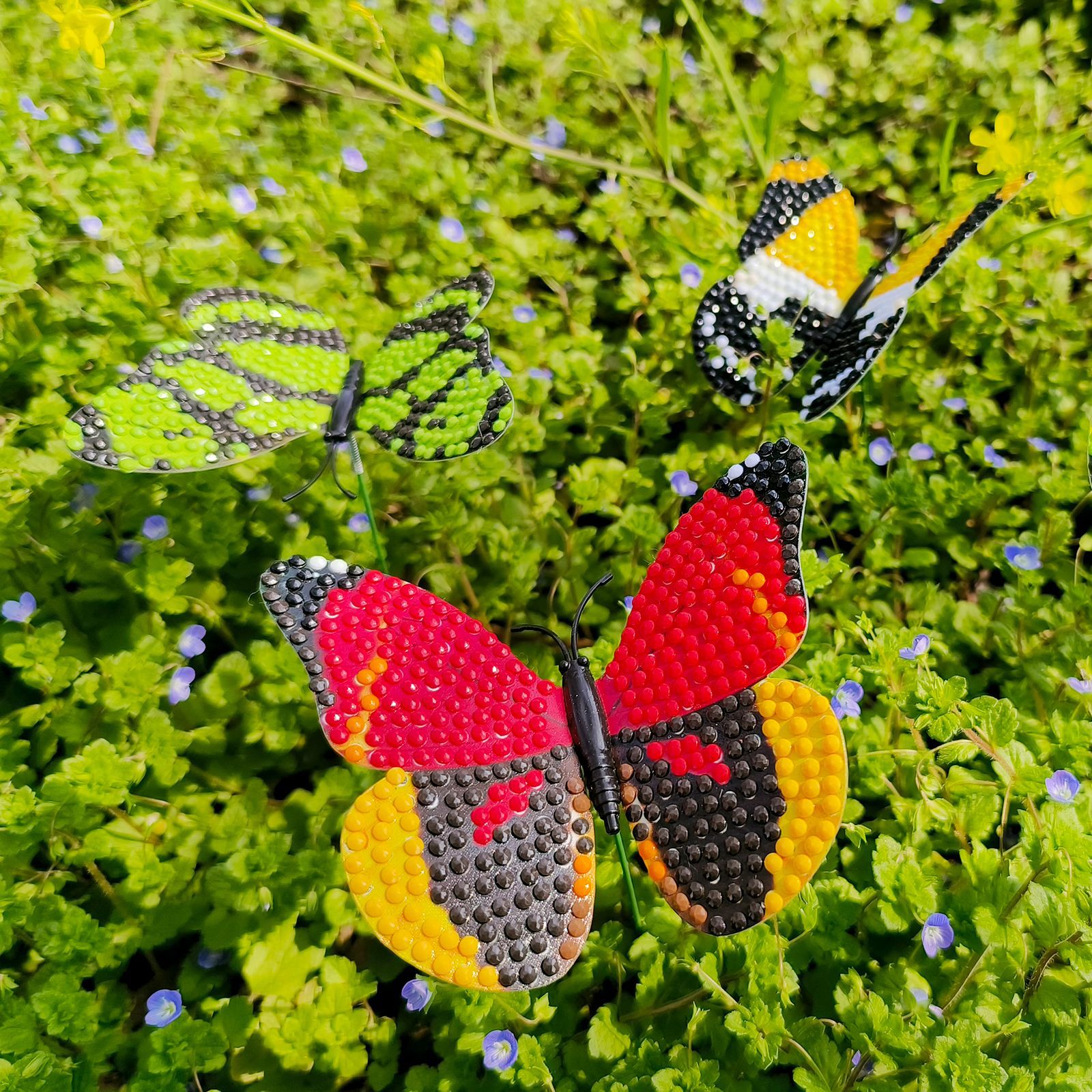 Diamante pintado perimetral mariposa hecha a mano DIY punto de diamante flor adornamiento de diamante puede ser distribuido al por mayor