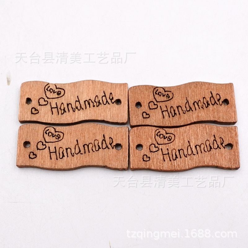 30*13mm marrón ondulado letrero decorativo placa de identificación de madera botón placa de madera hecha a mano 50 piezas por paquete