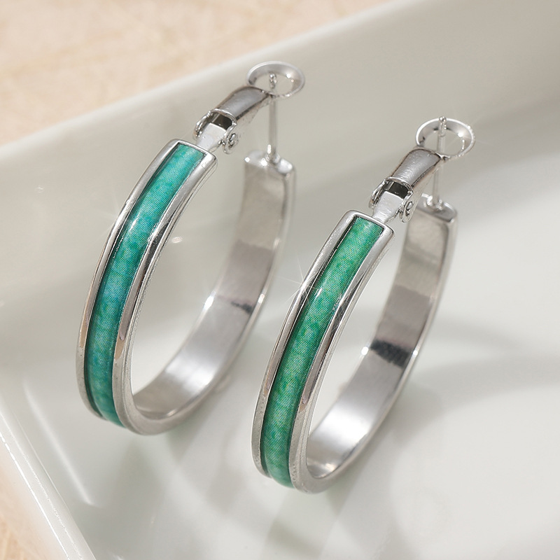 Chenyue Cross-Border Earrings French Retro Style Everyday Fairy-Like Hoops Wholesale in Stock