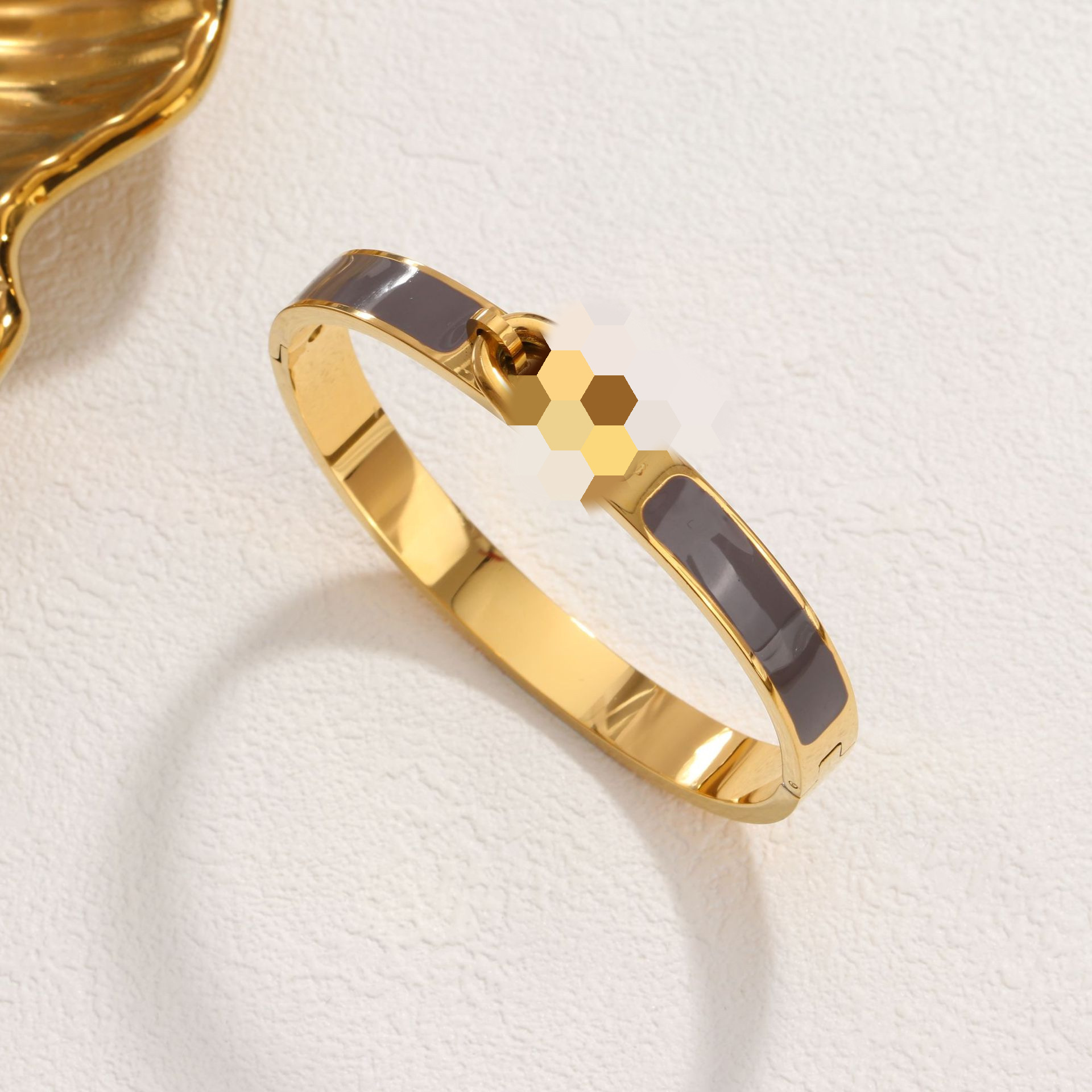 23 돼지코 브라운 팔찌 골드