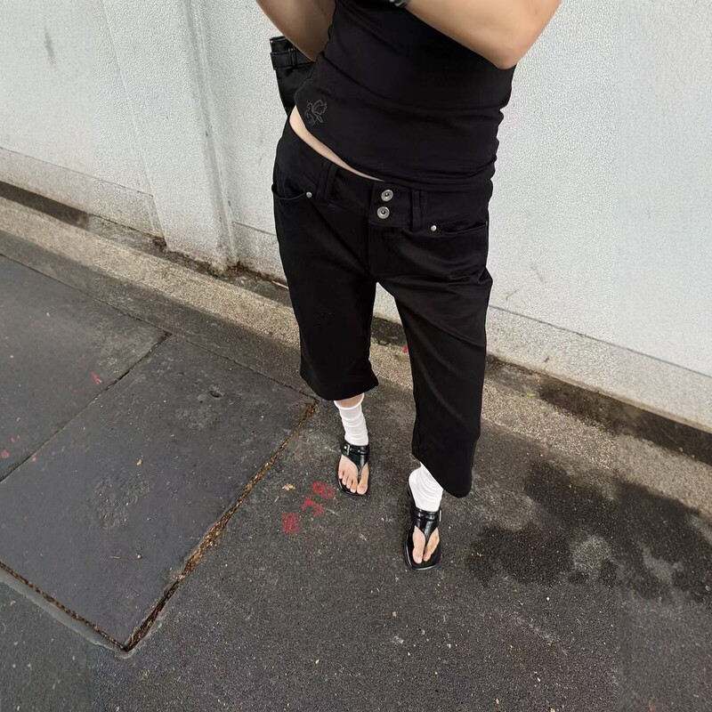 2026 Summer Niche * Studded Horseshoe Capri Pants * Retro Capri Flared Low-Waist Equestrian Pants