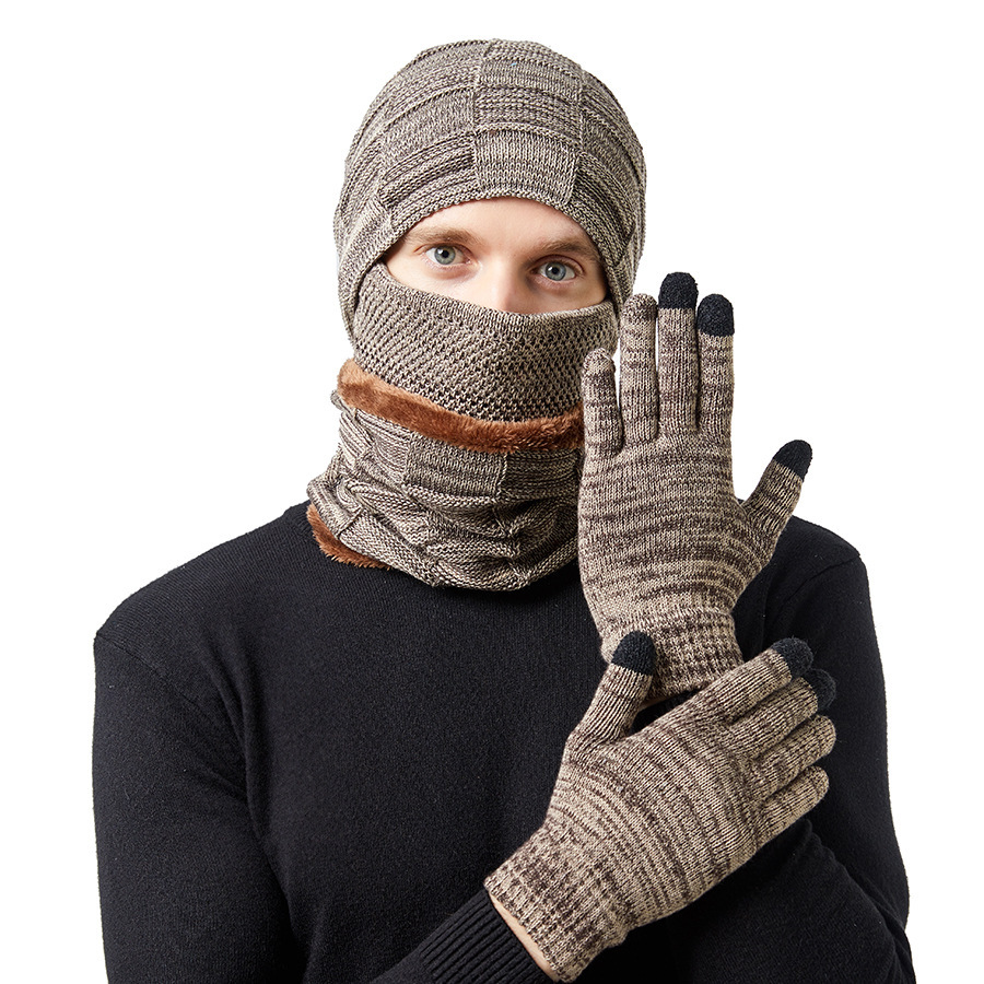 Nuovo stile europeo e americano per coppie autunnali e invernali con cappello caldo di peluche, sciarpa, maschera, guanti, set da quattro pezzi, transfrontaliero_voghion.com