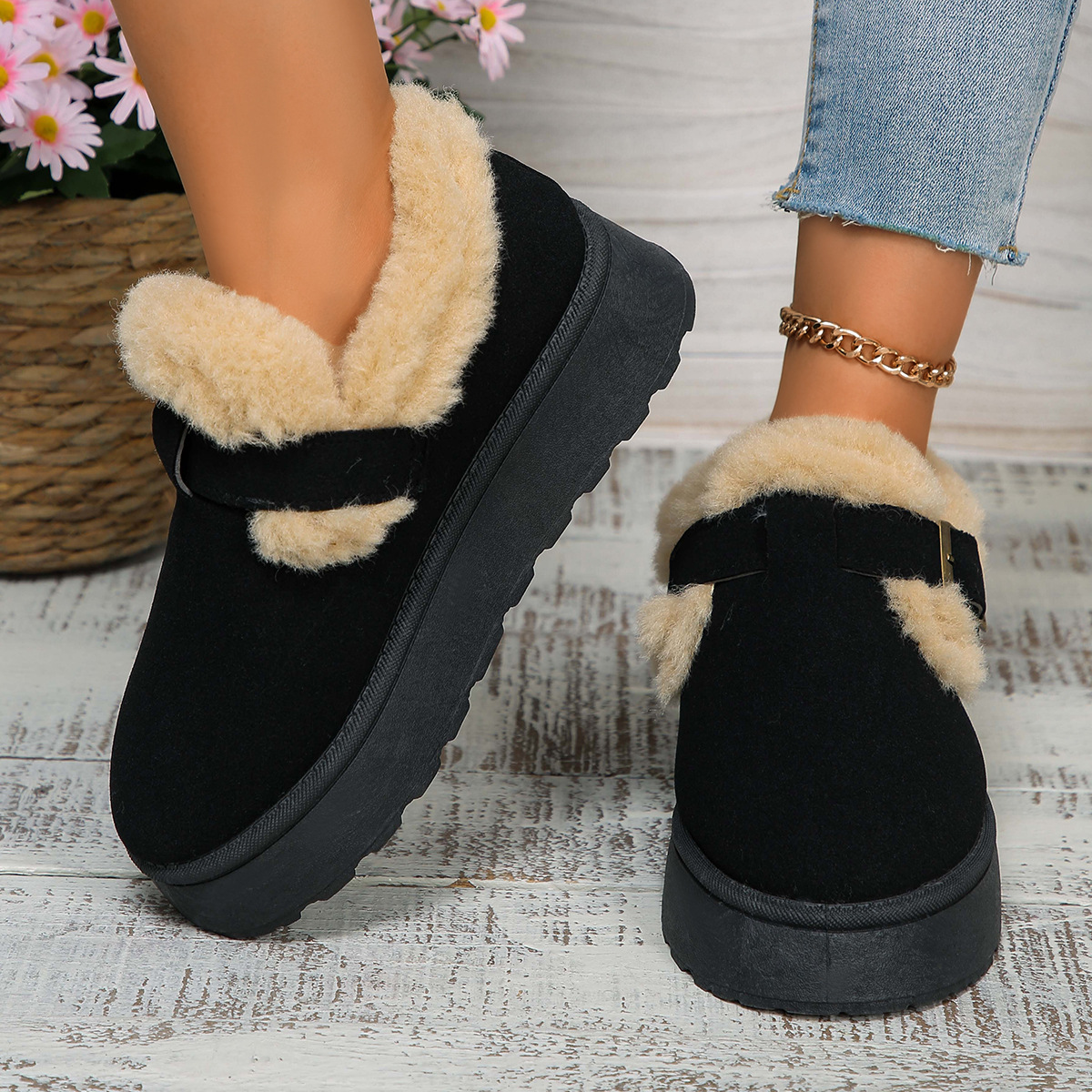 Muffin thick sole woolen shoes winter new wear round head warm and fluffy fashion casual cotton shoes_viptrois.com