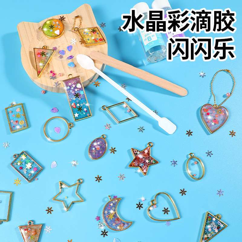 Accesorios de epoxi de cristal de bricolaje hechos a mano para niños, paquete de material, pintura de pegamento sin hornear, mochila, accesorios colgantes, juguetes de juego