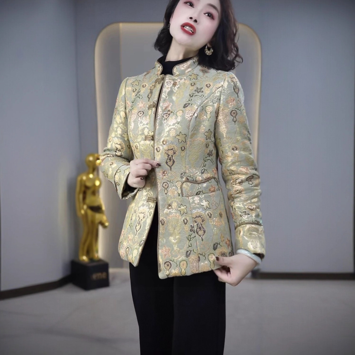 高级新中式绒面夹棉修身短款棉服2025秋冬新款改良棉服外套女