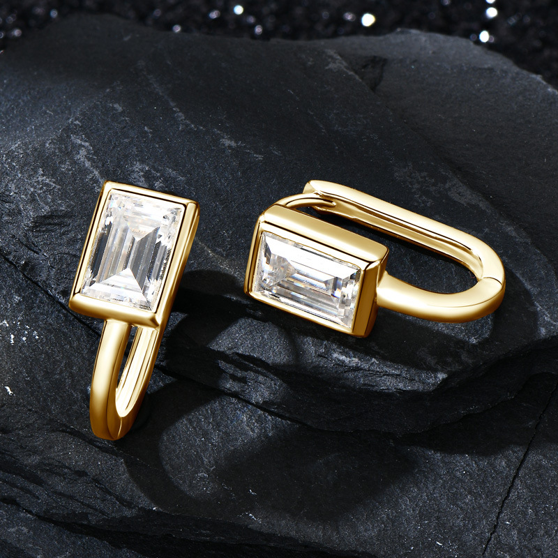 Exquisite New Women's S925 Silver Rectangular Moissanite Earrings with U-Shaped Design - Ideal Holiday Gift