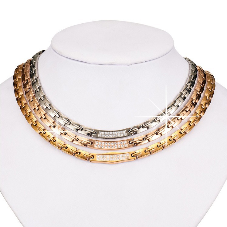 服饰配件饰品项链 厂家现货纯钛镶锗粒防辐射弯牌镶钻保健项圈