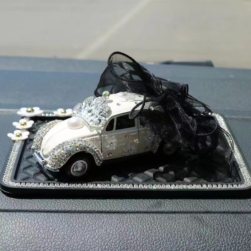 Adornos de coche accesorios de coche lindo creativo dibujos animados suministros de coche decoración femenina plástico belleza noche pensamiento