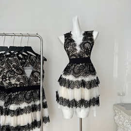 工厂白色波点网纱拼接蕾丝连衣裙优雅设计感短裙 带胸垫 一件代发