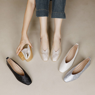 �͹�����ʽ���Lƽ�׆�ЬŮ2026�¿�\�ڜ��ᾄ���Ứ����Ь�ָ�Ь