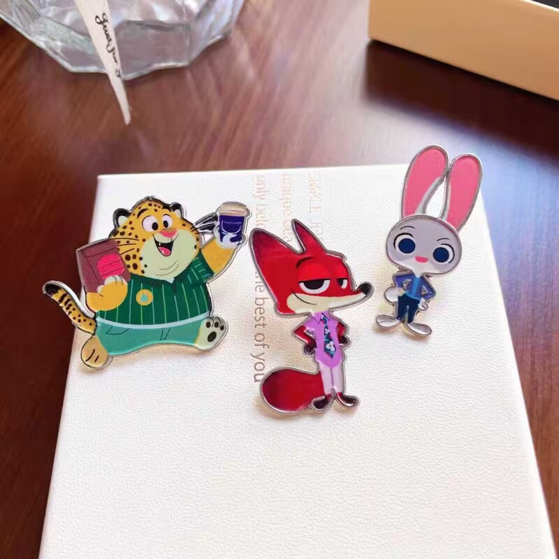 Cartoon Anime Zootopia Metal Badge Nick Judy Alloy Brooch Men's and Women's Clothes Bag Decoration Cartoon Anime Zootopia Metal Badge Nick Judy Alloy Brooch Men's and Women's Clothes Bag Decoration