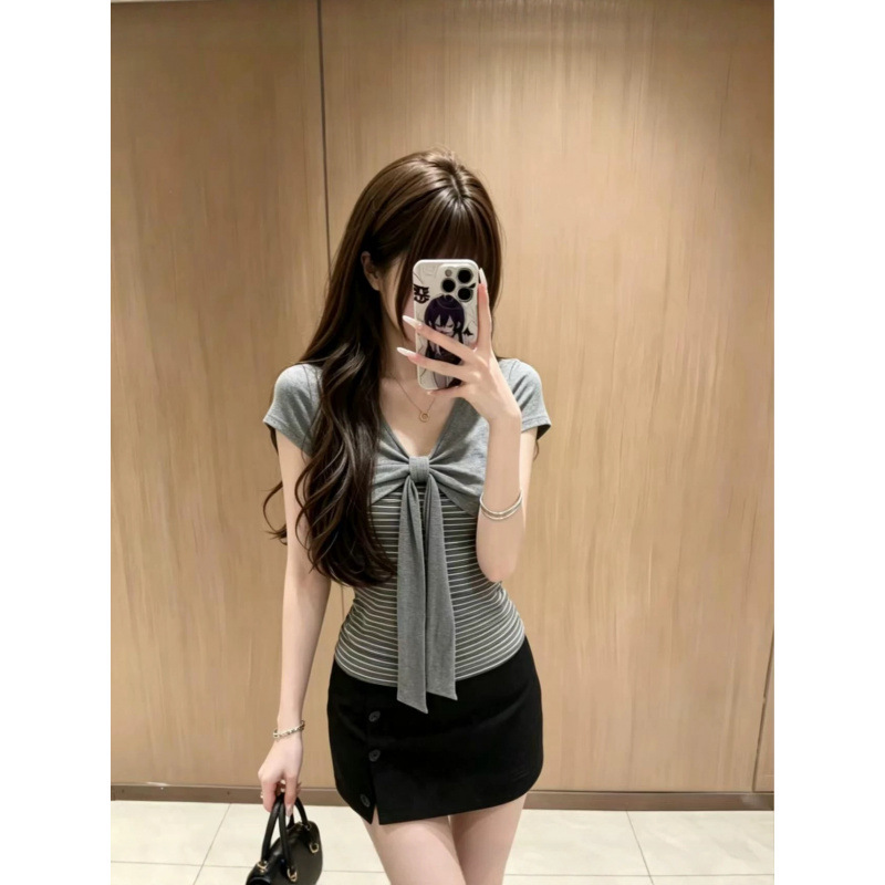 Retro Striped Patchwork Fake Two-Piece Short-Sleeve T-Shirt for Women, Summer Slim-Fit Crop Top