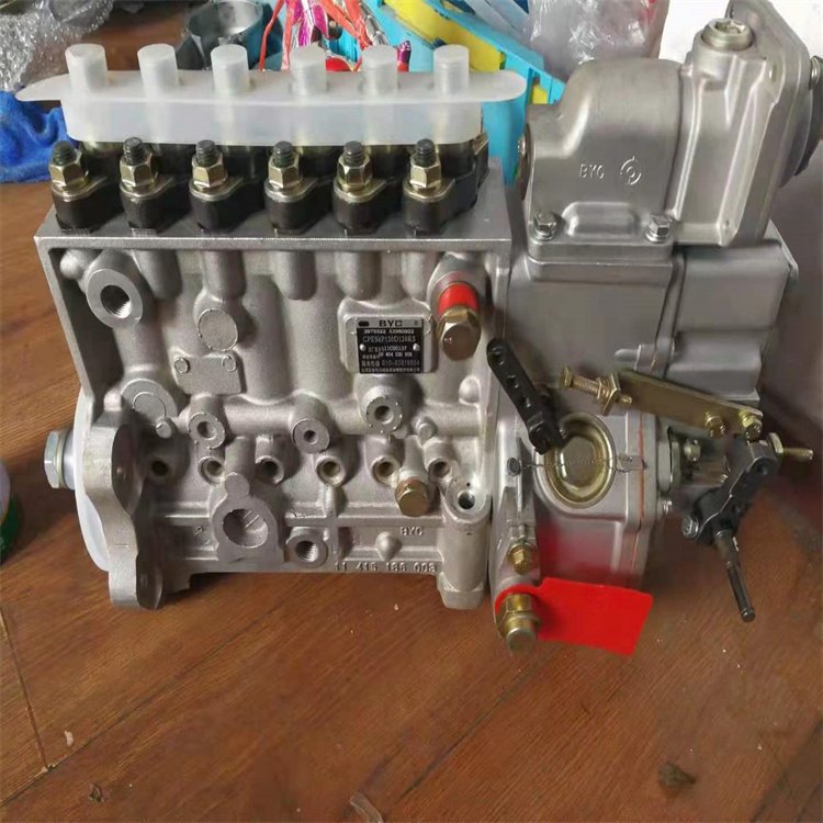 Varios modelos de inyectores de combustible, accesorios del motor, bomba de combustible, bomba diesel, turbocompresor