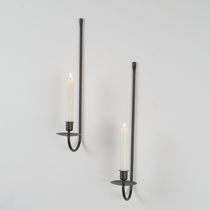 Simple candelabro de hierro forjado colgado en la pared de alto nivel en forma de L candelabro negro decoración de atmósfera 2 piezas set