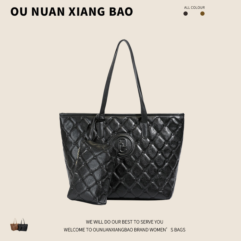 Large-Capacity Shoulder Bag 2025 Autumn and Winter New Casual Simple Tote Bag High-End Elegant Work Clothing Comes with a Matching Wallet Large-Capacity Shoulder Bag 2025 Autumn and Winter New Casual Simple Tote Bag High-End Elegant Work Clothing Comes with a Matching Wallet