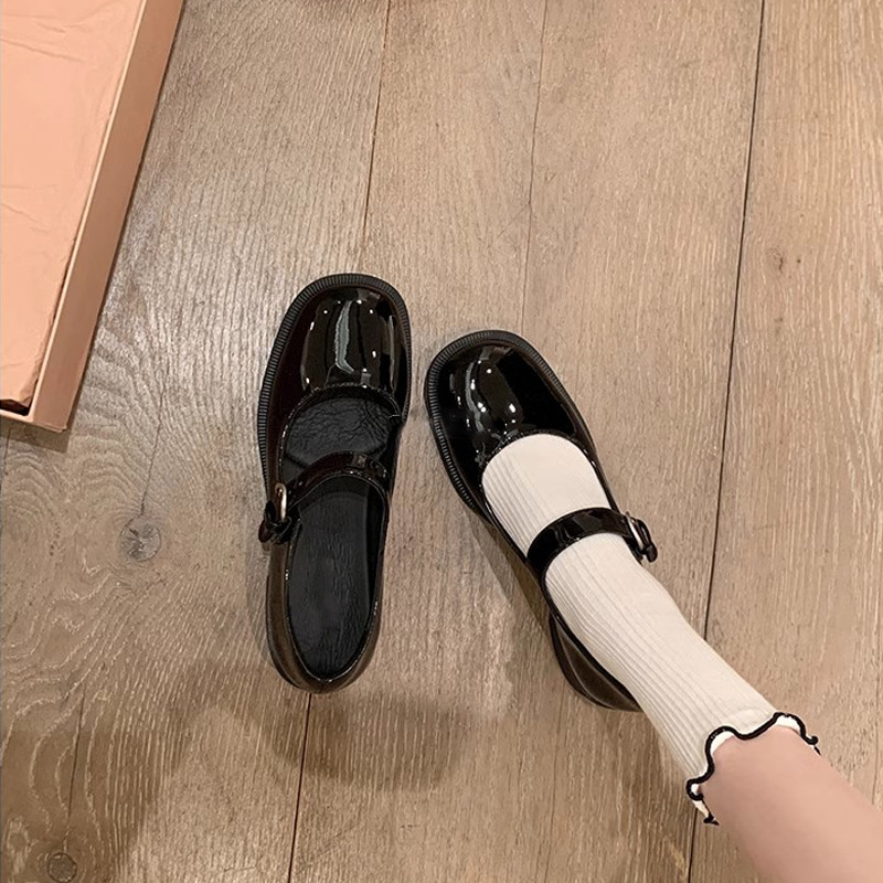Suzanne, el mismo nuevo estilo de primavera japonés, zapatos de talón grueso, zapatos de una sola mujer, zapatos de cuero Lefour.