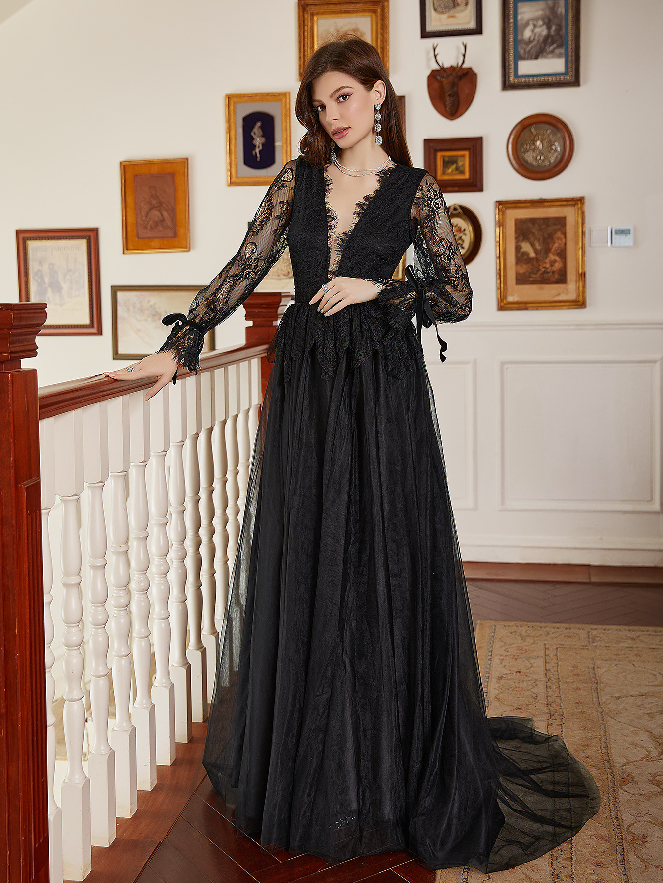 Nuevo vestido de encaje negro de manga larga, vestido largo para banquete, vestido largo, vestido de novia negro para banquete de lujo ligero 2025
