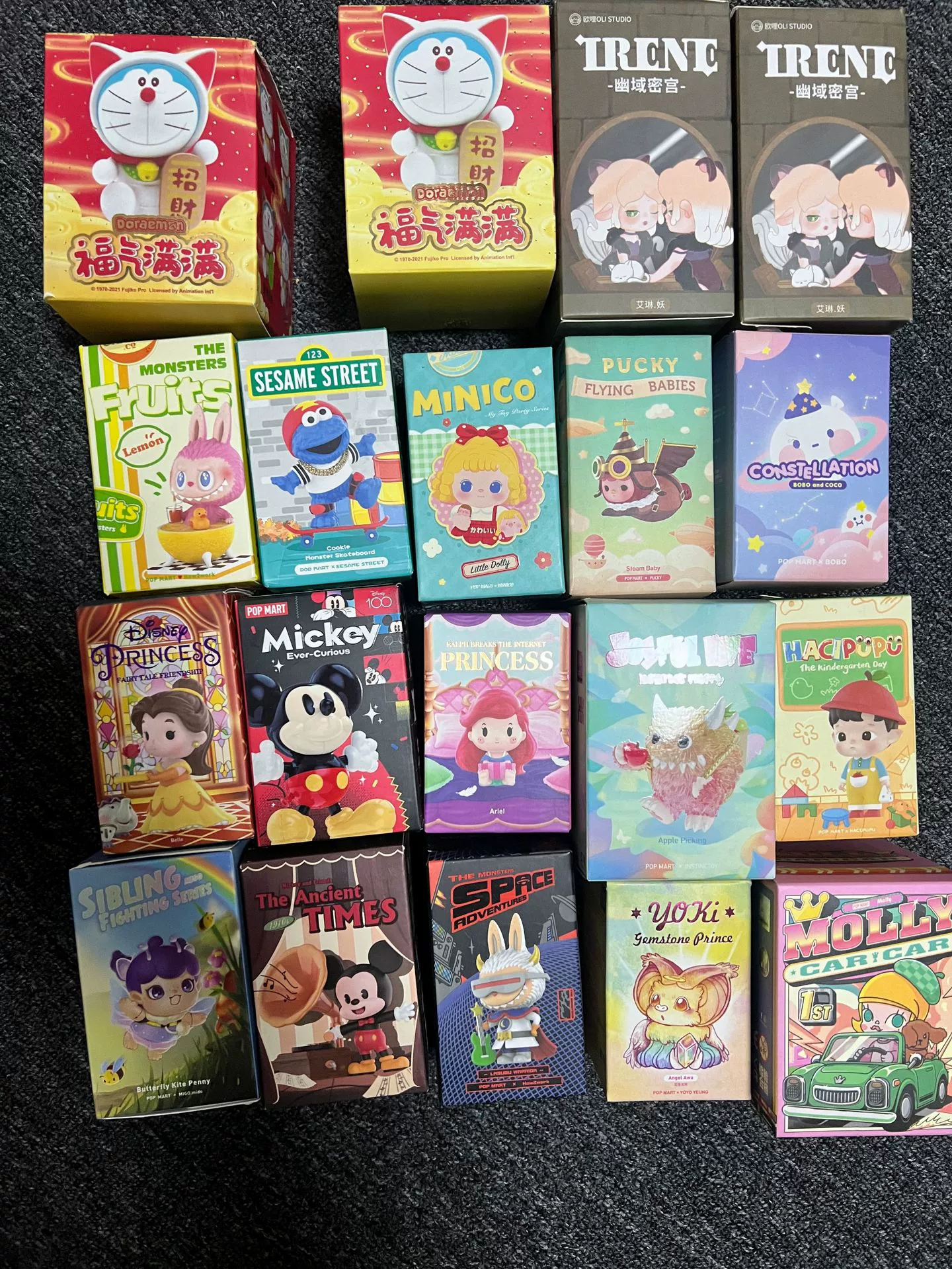 Blind Box Collector Set (POP MART) Molly & Assorted Series, Random 6–12 Box Sets