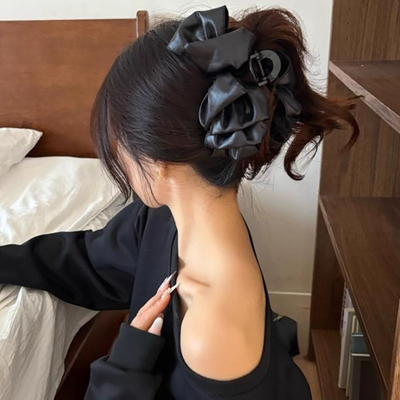 원판 - 블랙 소프트 가죽 클라우드 집게핀 13cm