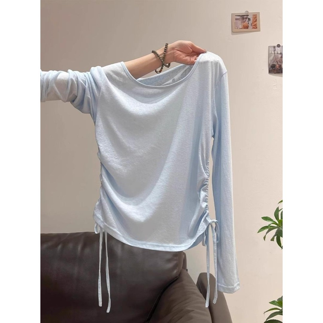 Pure and alluring, exquisitely thin, ruched, slightly sheer long-sleeved T-shirt for women, a super popular and youthful top for autumn.