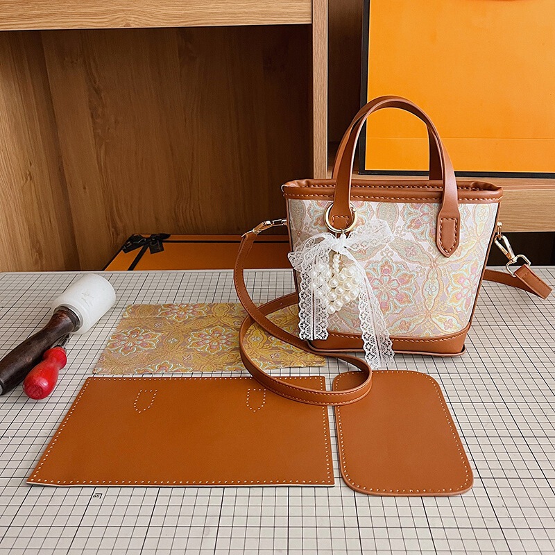New Chinese-style self-assembled fabric women's bag, tote bag for commuting, handbag, shoulder bag, new material bag, handmade bag, DIY crossbody bag New Chinese-style self-assembled fabric women's bag, tote bag for commuting, handbag, shoulder bag, new material bag, handmade bag, DIY crossbody bag